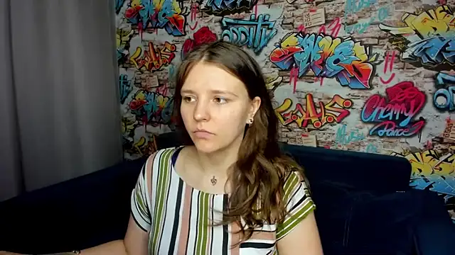 Jenny Jimmy online show from June 17, 9:54 am