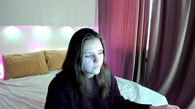 Jenny Jimmy online show from November 5, 9:25 am