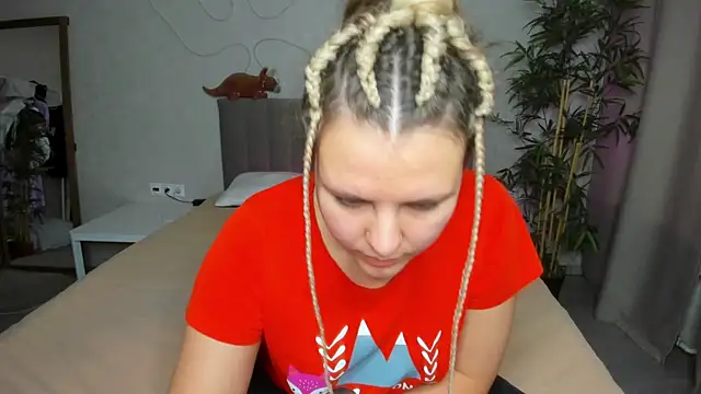 Jenny Jimmy online show from October 24, 9:27 am