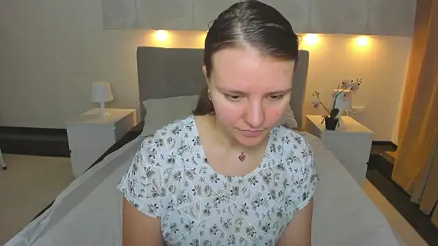 Jenny Jimmy online show from June 12, 9:28 am