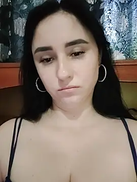 AddieAdams online show from June 1, 7:32 am