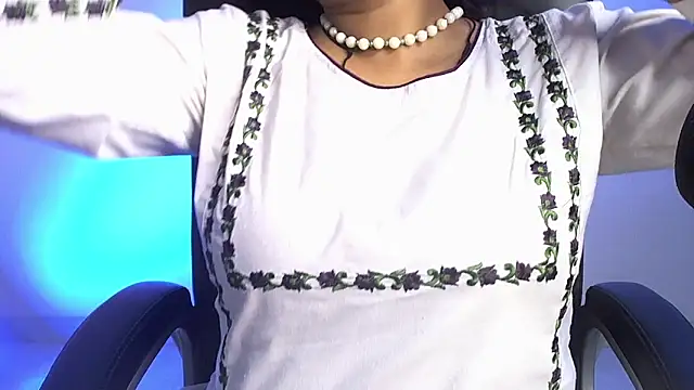 Snapshot of Kannu- chatting on October 2, 4:50 am Kannu- online show from October 2, 4:50 am