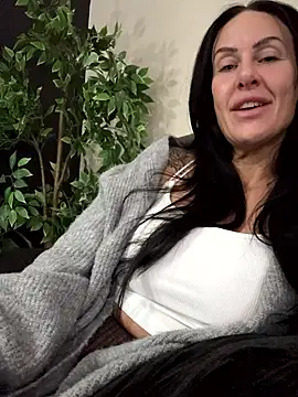 goddess-harper online show from January 13, 1:04 pm