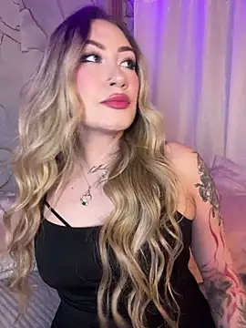 Lally Valencia   online show from June 21, 3:32 am