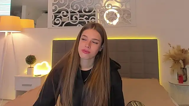 melissacrayzy online show from April 2, 5:27 am