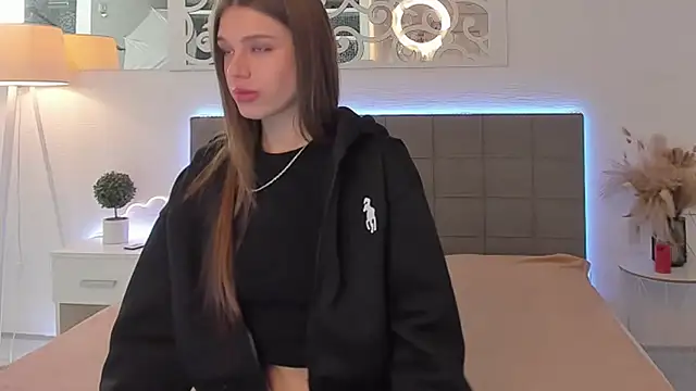 melissacrayzy online show from April 25, 5:43 am