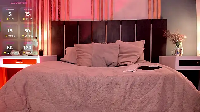 Lilith Ember1 online show from September 17, 1:20 pm