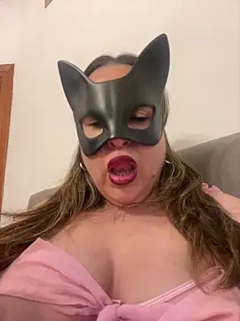 laarti online show from April 26, 8:50 pm