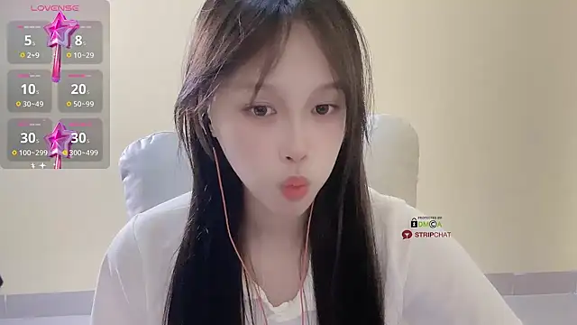 xunian71O online show from April 27, 6:32 am