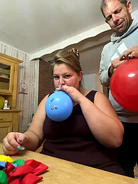 Lars-Lola online show from October 27, 5:30 pm