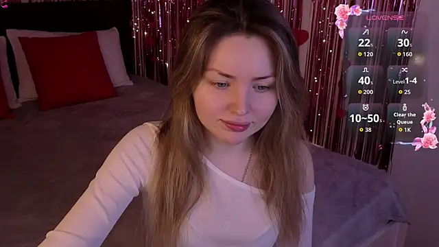 Lora Rosee online show from March 25, 2:20 pm