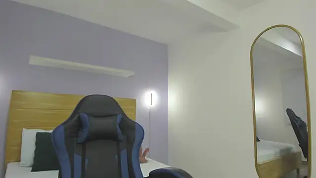 tiffanny doll  online show from April 27, 12:35 pm