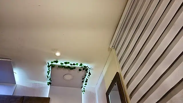 AzunaStar online show from April 20, 11:19 pm