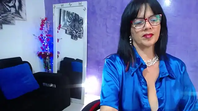 sarasmith3 online show from October 14, 11:51 pm