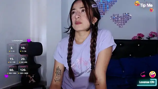 Catalina Durango1 online show from April 22, 9:12 pm