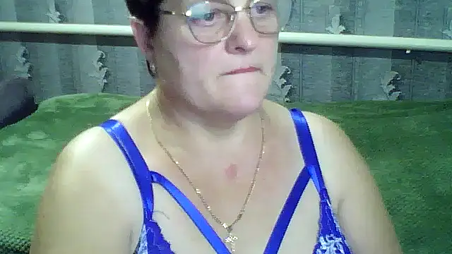 ElzaJewel online show from October 22, 10:15 pm