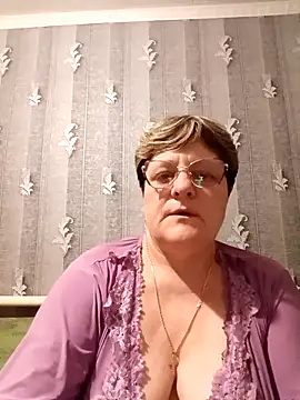 ElzaJewel online show from April 20, 9:51 pm