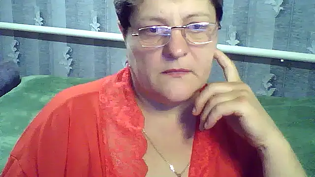 Snapshot of ElzaJewel chatting on September 18, 3:49 am ElzaJewel online show from September 18, 3:49 am