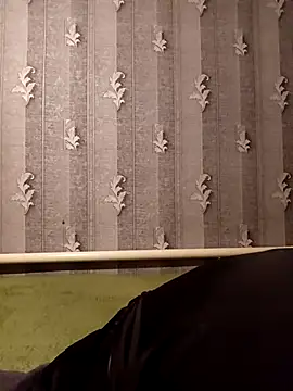 ElzaJewel online show from April 12, 8:55 pm