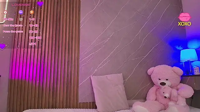 ariana jhonson1 online show from April 24, 12:30 pm