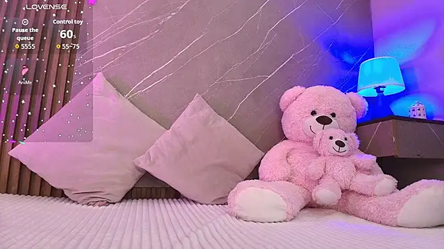 ariana jhonson1 online show from February 2, 12:26 pm