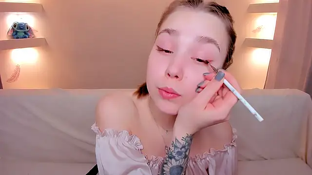 YourMegan online show from November 15, 9:05 pm