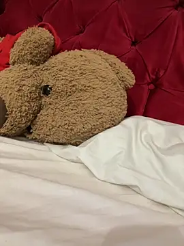 akirahattori online show from December 4, 12:02 am