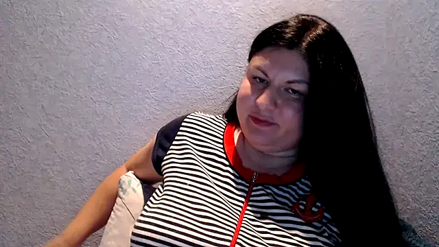 KiraSwee online show from September 10, 5:13 pm