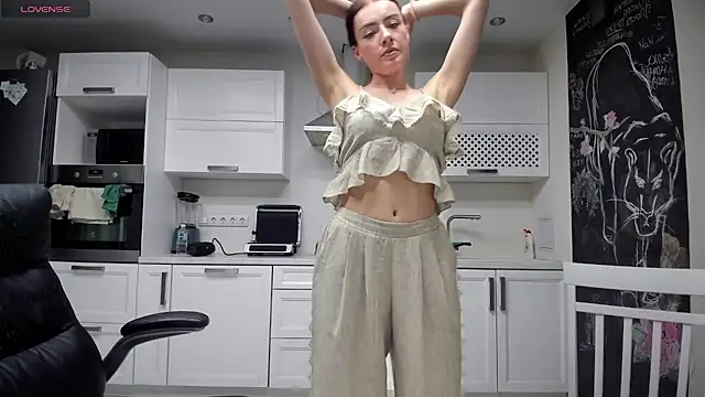 lisenok online show from June 23, 9:02 pm