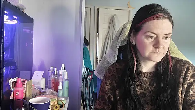 AureliaXOX online show from January 8, 10:19 am