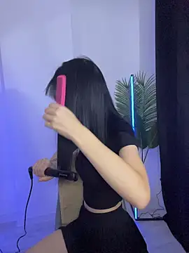 Celine Roxelle online show from October 23, 5:24 am