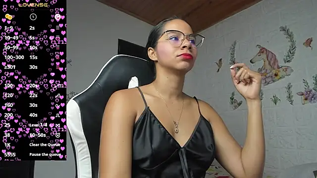 alisson hoffman05 online show from July 11, 3:56 pm