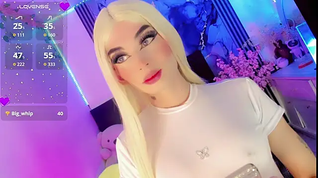 Snapshot of Irina_milkmaid chatting on October 13, 7:16 pm Irina milkmaid online show from October 13, 7:16 pm