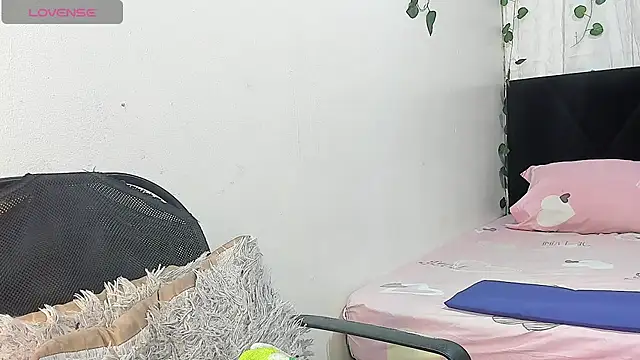 Irina milkmaid online show from April 21, 7:10 pm