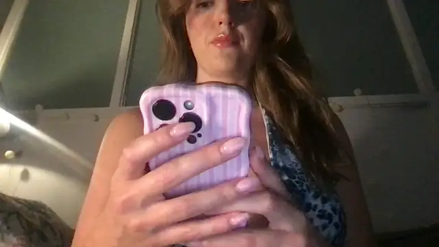 laceyjames24 online show from August 9, 6:00 pm