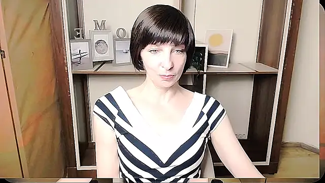  AngeliaFlow  online show from June 11, 8:00 am