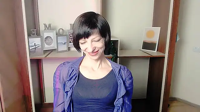 Snapshot of _AngeliaFlow_ chatting on September 25, 7:07 am AngeliaFlow online show from September 25, 7:07 am