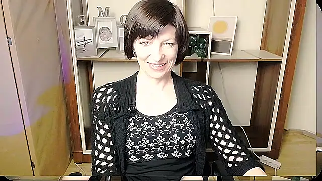  AngeliaFlow  online show from June 8, 6:03 am