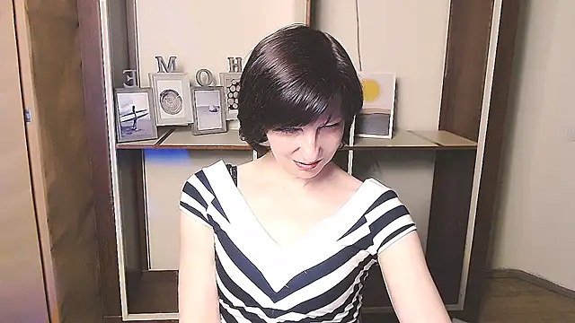  AngeliaFlow  online show from April 23, 12:29 pm