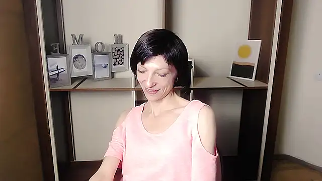 Snapshot of _AngeliaFlow_ chatting on September 11, 6:47 am AngeliaFlow online show from September 11, 6:47 am