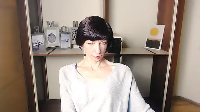 Snapshot of _AngeliaFlow_ chatting on September 12, 6:57 am AngeliaFlow online show from September 12, 6:57 am