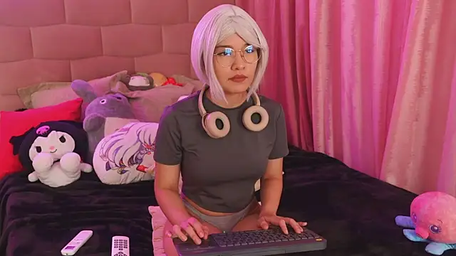 Snapshot of NataliaNovak chatting on September 25, 9:56 pm NataliaNovak online show from September 25, 9:56 pm