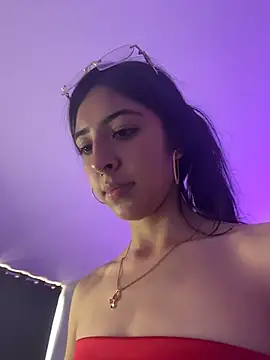 Mirandaa Rogers online show from July 20, 7:03 pm