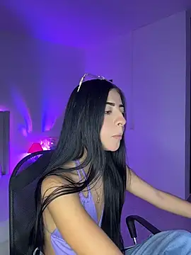 Mirandaa Rogers online show from July 23, 7:11 pm