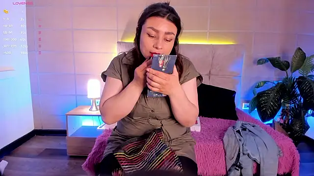  michonne  online show from January 15, 12:05 am