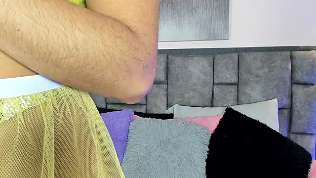 AdelaLust online show from March 3, 4:40 am