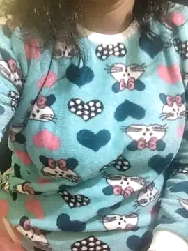 Your cutiepie  online show from December 16, 6:03 pm