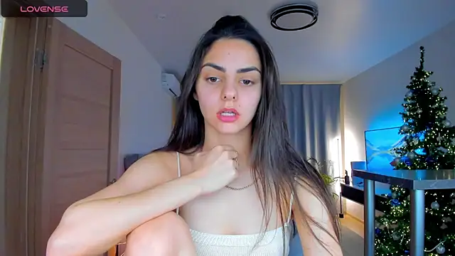 EmiliaZen online show from December 20, 3:49 pm