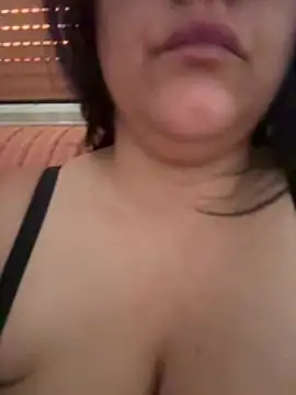 daianaspencer online show from July 9, 5:54 am