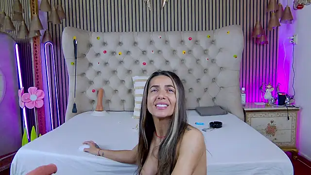 PlayfulShow online show from April 18, 11:24 am